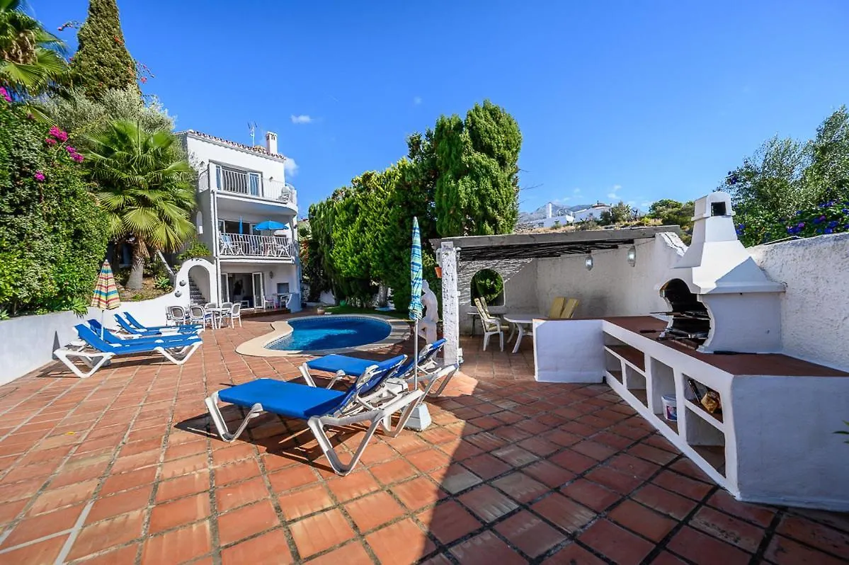 Villa Chimenea With Pool And Lovely Garden Nerja